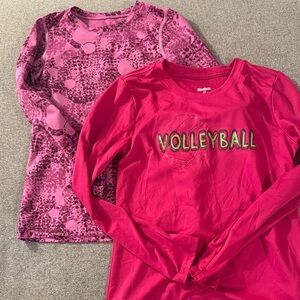 5/$15- Reebok shirt bundle size medium
